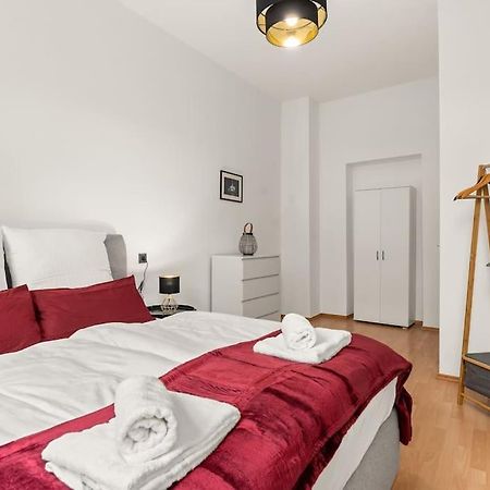 Zentrales Apartment - 2 Boxspringbetten - Netflix Kassel Eksteriør billede