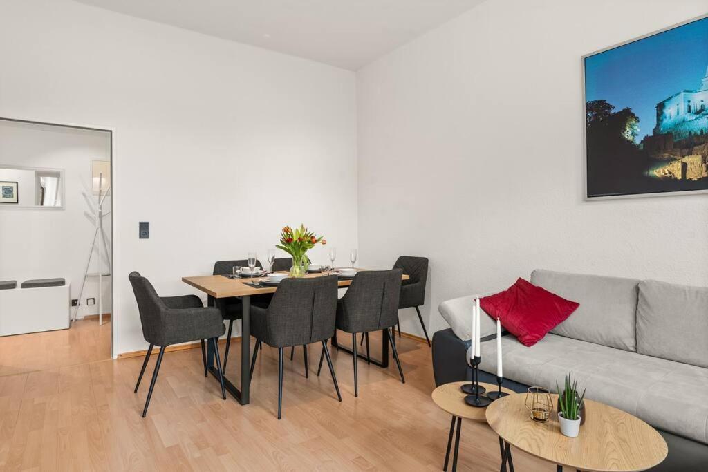 Zentrales Apartment - 2 Boxspringbetten - Netflix Kassel Eksteriør billede
